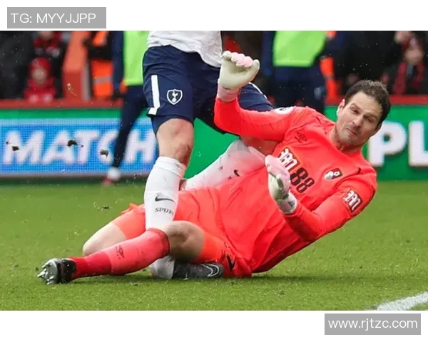 足球明星们受伤瞬间合集精彩回顾让我们一起感受运动的残酷与荣耀